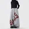 Calça de moletom americana de rua com estampa de letras grandes e cintura elástica para homens e mulheres, calça larga casual versátil para dança jazz, perna larga