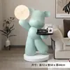 Alemão 2026 Novo Modelo Fabricante Urso Violento Sala de Estar De Chão Enfeites Ao Lado do Gabinete da TV do Sofá Acessível Luxo Decoração de Alto Padrão
