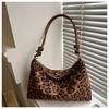 Bolso sobaquero de leopardo popular de este año para mujer 2024 nuevo otoño bolso bandolera versátil bolso tote de hombro para ir al trabajo