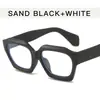 Óculos de sol estilo europeu e americano de nicho com armação grossa óculos de sol poligonais simples para homens e mulheres Óculos de formato côncavo para fotografia de rua de moda passarela
