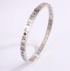 Pulsera de Acero de Titanio con Números Romanos y Diamantes, Sensación de Alta Gama para Mujer, Pulsera de Acero de Titanio de Venta Caliente Transfronteriza Que No Se Desvanece