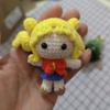 Muñeca de Monstruo de Tres Ojos Colgante de Lana Colgante Tejido a Mano Producto Terminado Muñeca de Ganchillo Hecha a Mano Colgante de Ganchillo Producto Terminado