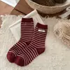 Calcetines de Año Nuevo Navideño de Invierno al por Mayor Cálidos Estilo Coreano Lindo Oso Bordado Año del Zodiaco Calcetines holgados para Mujer