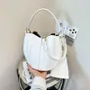 Bolso Cubo Tejido con Puntadas de Nuevo Estilo Transfronterizo para Mujer, Gran Capacidad, Hombro Único, Bandolera, Bolso de Mano de Alta Gama, Moda, Bolso Calabaza