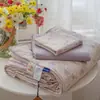 [Productos Premium de Xiangling] Juego de cuatro piezas de colcha de verano de gasa de doble capa transpirable 100% algodón con diseño de cordón, gasa de doble cara