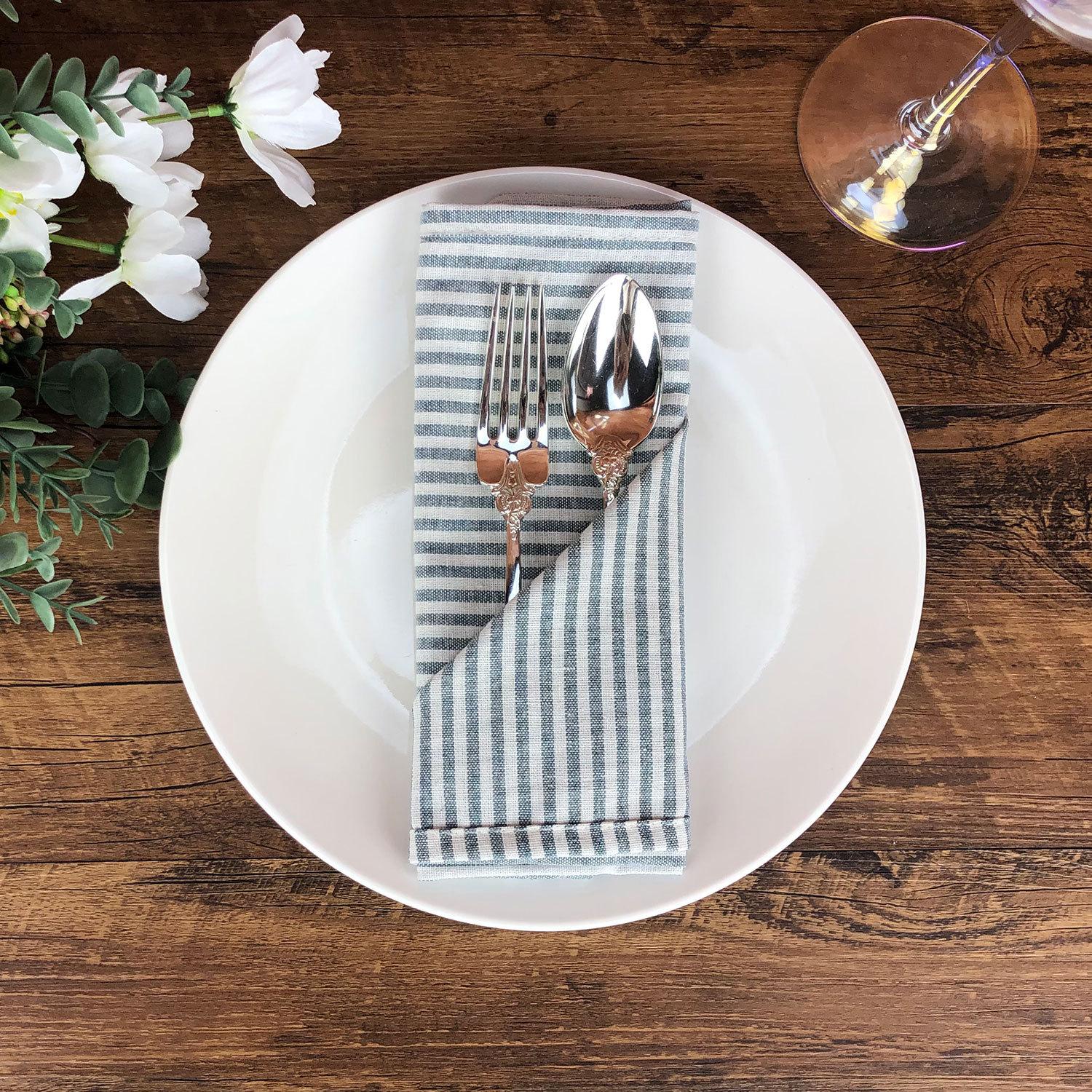 Display_Napkins_012_Ocean