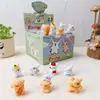 Cajas ciegas de figuritas lindas de dibujos animados de moda, adorables figuritas de resina tipo muñeco de peso, juguetes sorpresa en caja ciega para niños