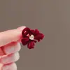 Presilha de cabelo de veludo vermelho de Ano Novo, novo estilo outono/inverno, presilha quadrada versátil com strass, acessório de cabelo de laço moderno para franja