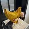 Bolso Cruzado Explosivo Transfronterizo para Mujer 2024 Nuevo Bolso Dumpling de Lona de Nylon Versátil Bolso de Hombro de Gama Alta Bolso Pequeño de Tela