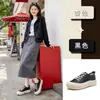 Primera Capa Piel de Vaca Plantilla de Piel de Oveja Zapatos Blancos Mujer 2026 Otoño Invierno Nuevos Zapatos de Suela Gruesa Casual Aumentador de Altura Cómodos No Cansan los Pies