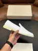 Mocasines de piel genuina con estampado de cocodrilo transfronterizos STN de lujo ligero, slip-on repujados, zapatos planos multicolor para el uso diario de los hombres
