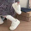 Zapatillas blancas de suela gruesa para mujer con correas de velcro, colección primavera 2026, mocasines que aumentan la altura, zapatos casuales de nicho de moda, zapatillas de skate versátiles