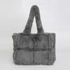 Bolsa de pelúcia de outono e inverno feminina, bolsa de ombro de alta qualidade, bolsa de costura da moda, bolsa de grande capacidade Mao Mao