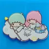 Broche de Acrílico Estrellas Gemelas Harajuku Insignia de Dibujos Animados Accesorios para Bolsos Estilo Carcasa de Teléfono DIY Lazo