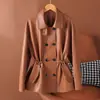 Casaco Feminino de Couro de Ovelha, Trench Coat Slim-Fit de Comprimento Médio, Nova Peça de Outerwear Feminino de Abotoamento Duplo Outono 2026