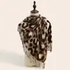 Novo Lenço Estampado de Leopardo Outono/Inverno 2026 para Mulheres, Estilo Europeu e Americano, Cachecol Quente e Versátil, Xale Confortável e Fashion de Faux Cashmere