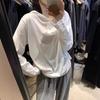 Camiseta de manga larga con capucha y encaje para mujer, estilo occidental, de algodón, con copos de nieve, holgada, blanca, con base interior.