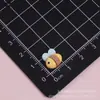 Accesorios de resina con diseño de bosque de dibujos animados, seta, abeja, sol pequeño, pegamento de crema, helado, funda de teléfono hecha a mano para DIY