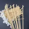 Viejo Recogedor de Oídos de Bambú Palo de Pluma de Ganso Mango de Bambú Marrón Recogedor de Oídos de Pluma de Ganso Recogedor de Oídos de Pelo Blanco Herramienta para Recoger Oídos Cabeza Media