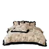 Funda de Cama Gruesa Cálida Invierno Estilo Retro Francés Leche Polar Juego de Cuatro Piezas Polar Coral Polar Añadido Funda Nórdica Ropa de Cama
