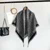 Xale de Caxemira Simples Elegante Versátil Outono Inverno Retrô Francês Lenço Grande Triangular Cachecol Quente para Pescoço Feminino Xale Atacado