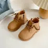 Zapatos para niños, botines tipo Martin para niños, nuevos modelos de primavera y otoño, botines para niñas, botines cortos para bebés niños, botines de cuero amarillos estilo británico al por mayor