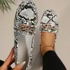Comercio Exterior Tallas Grandes Otoño 2026 Nueva Moda Casual para Mujer Ropa Exterior Estilo Europeo Americano Mocasines Slip-on Zapatos Bean