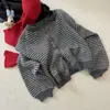 Cárdigan de punto a rayas retro estilo coreano transfronterizo para mujer, colección otoño 2026, con botones de cuerno, bloques de color, corte holgado y un diseño corto versátil