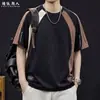 Camiseta Masculina de Manga Curta Patchwork Color Block Retrô Americana Verão 2026 Nova Marca Tendência Solta Tamanho Grande Camiseta de Alta Qualidade