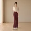 Calça Feminina de Outono/Inverno Prada com Barra Flare Micro, Textura Pele de Tubarão, Cintura Alta, Levanta Bumbum, Forro de Veludo, Calça Flare Preta para Yoga