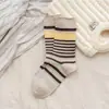 Meias Retro Estilo Coreano Mori Estética Color Block Listradas de Comprimento Médio para Mulheres, Respiráveis Outono e Inverno Birkenstock Meias Largas de Ponto Duplo