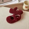 Zapatos de invierno peludos para exteriores estilo coreano para niñas, modernos y únicos, versátiles de suela blanda, forrados de felpa, cálidos, tipo botín para bebés niñas