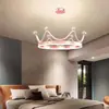 Novo lustre de coroa minimalista, luminária de sala de jantar estilo nórdico em ferro forjado, luz LED de economia de energia, lustre de cristal para quarto de princesa, estilo mid-century na cor creme