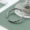 Popular Pulsera Retro Plateada de Amazon para Hombres y Mujeres, Estilo Retro de Alta Gama, Pulsera Trenzada Abierta Ajustable Personalizada