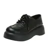Sapatos Pequenos de Couro Genuíno Estilo Britânico 2024 Novos Mocassins Estilo Preppy Sapatos Baixos de Salto Grosso com Elevação Interna Sapatos Femininos Tamanho Pequeno