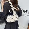 Bolso de Hombro Acolchado de Pana Estilo Coreano con Lazo 2025 Nuevo Bolso de Hombro de Nicho de Alta Apariencia Versátil