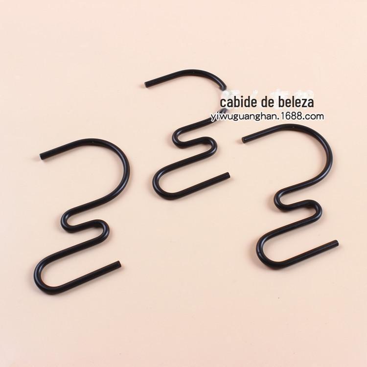 新款5.8黑色牛仔裤挂