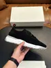 Zapatos casuales transfronterizos de gamuza estilo italiano, zapatillas transpirables perforadas STN tipo slip-on con suela gruesa, suministro de comercio exterior