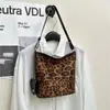 Elegante Xiaomi Simple Retro Nicho Gamuza Felpa Bolso Mujer 2026 Nuevo Casual Bolso Cruzado Bolso Cubo de Hombro Único