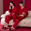 Pijama Nuevo de Seda de Hielo 2026 para Parejas, Primavera y Otoño, Cárdigan de Cuello Solapa, Delgado, Rojo Brillante, Se Puede Usar Afuera, Conjunto para Estar en Casa