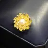 Nova Broche Exquisito, Simples e Versátil de Espiga de Trigo com Microcravação de Zircônia e Fecho Magnético de Alta Sucção para Prevenir Exposição, Acessórios Femininos
