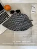 Librería de Berlín~Nuevo Sombrero de Pescador de Ala Ancha a Cuadros Estilo Miu para Mujer, Protector Solar Delgado de Verano Protección Solar Sombrero de Cubo de Gama Alta