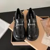 Mocasines 2026 para mujer, punta redonda, estilo británico, zapatos pequeños de piel, suela gruesa, nuevos para otoño e invierno, slip-on, tacón grueso, zapatos JK versátiles