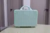 Maleta Mini Colorida Caja Sorpresa de Comercio Electrónico Caja de Herramientas para Estilista de Belleza Caja de Regalo Navideña Daño por Presión