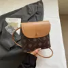 Bolsos Pequeños al por Mayor para Mujer 2025 Nuevo Estilo Invierno Bolso Cubo de Moda de Alta Gama Bolso Cruzado Versátil Casual de Gran Capacidad