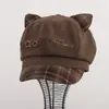 Gorra con bordado de corazón y orejas de gato, gorra de visera de otoño dulce para mujer, estilo universitario, gorra de artista que adelgaza el rostro