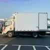 Camión refrigerado tipo caja de 4.2m con unidad de refrigeración de alta potencia para conservación de frutas, verduras y carne, especializado para el transporte logístico de cadena de frío