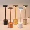Luminária de mesa recarregável em forma de I transfronteiriça luminária de mesa de pé alto luminária de atmosfera decoração criativa hotel restaurante bar toque três cores de luz