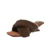 Chinelos peludos com tira cruzada para uso externo, nova coleção outono/inverno 2026, sandálias plataforma estilo fada coreanas, sapatos femininos de bico quadrado