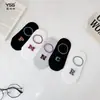 Meias infantis Yishuangshuang, malha de verão respirável, marca da moda com letras, meias invisíveis, algodão penteado, silicone antiderrapante, meias pretas e brancas